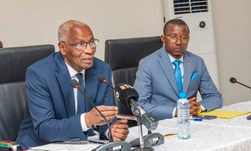 Le PM Bah Oury pense que la Guinée « peut organiser une belle CAN plus que la Côte d’Ivoire »